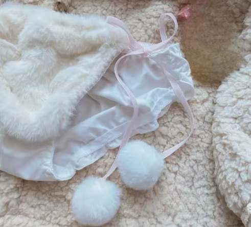 Cute Plush Bear Cub Bra Set - Thickened Winter Underwear for Small Chest - Wireless Gathering Bra & Panty Set