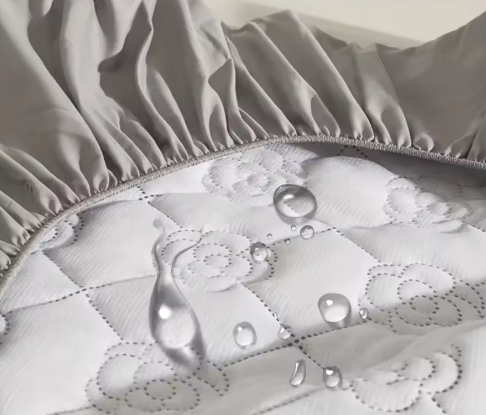 Premium Waterproof Mattress Protector - Ultra-Soft & Breathable Fitted Sheet Style - Deep Pocket Noise-Free Cover