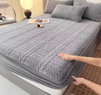 Ultimate Warmth Quilted Bed Cover - Plush Fleece Mattress Protector with 360° Elastic