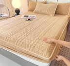 Ultimate Warmth Quilted Bed Cover - Plush Fleece Mattress Protector with 360° Elastic